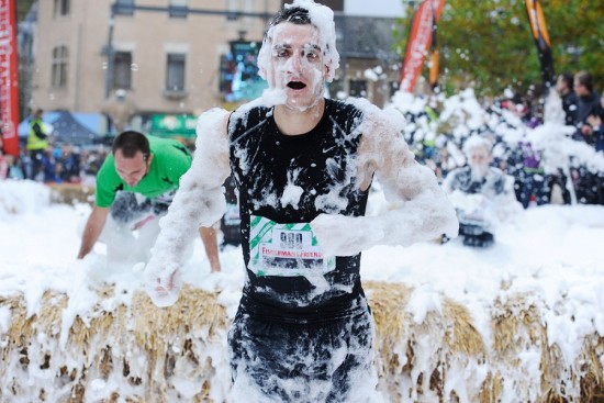 Strongman Luxembourg obstacle run foam